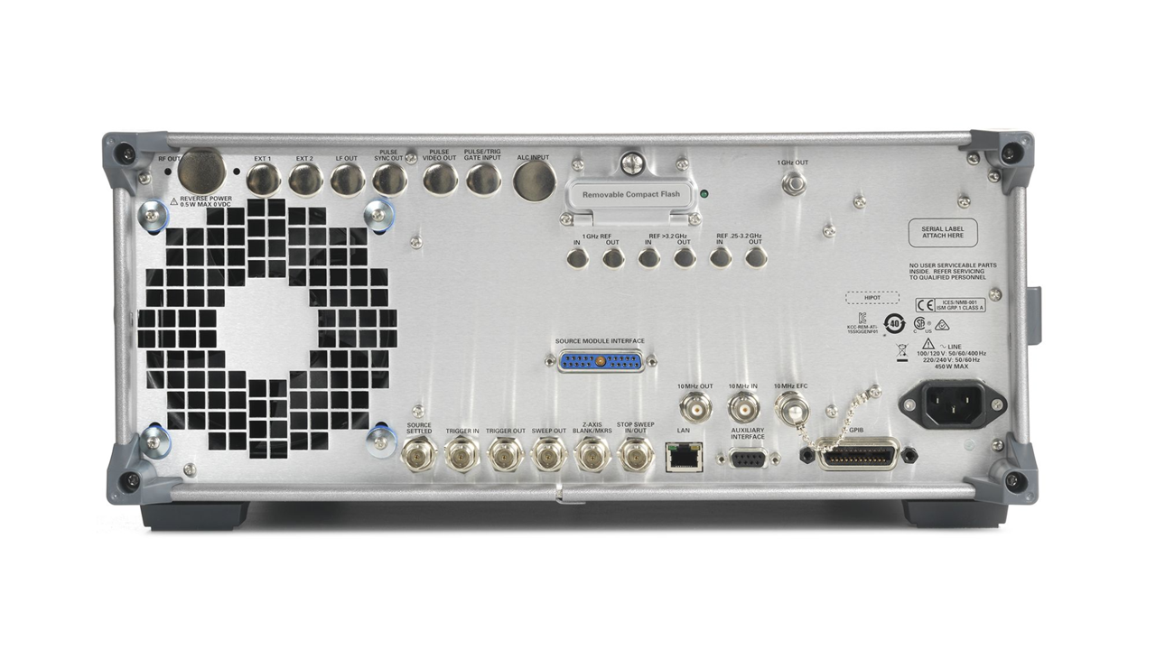 Keysight E8257D PSG Analog Signal Generator, 100 kHz to 67 GHz